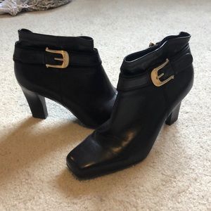 Black heeled booties